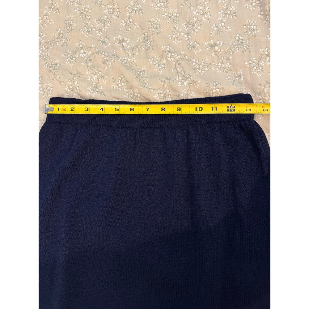 St. John 2-Piece Knit Suit Set Navy Blue Gold Metallic Trim and Skirt sz 6 - Picture 9 of 13